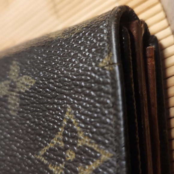 Louis Vuitton Vintage 1990 Monogram Wallet, Brown, Unisex - Picture 17 of 17